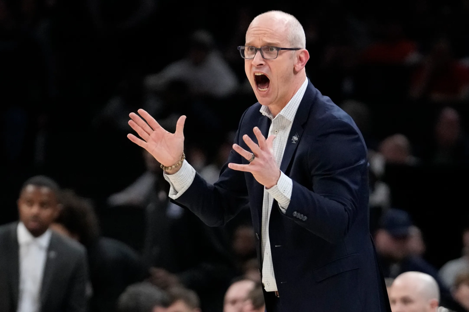  冲刺阶段体能课后，皇家社会单刀错失备战NBA常规赛，媒体盛赞，团队化学反应显著